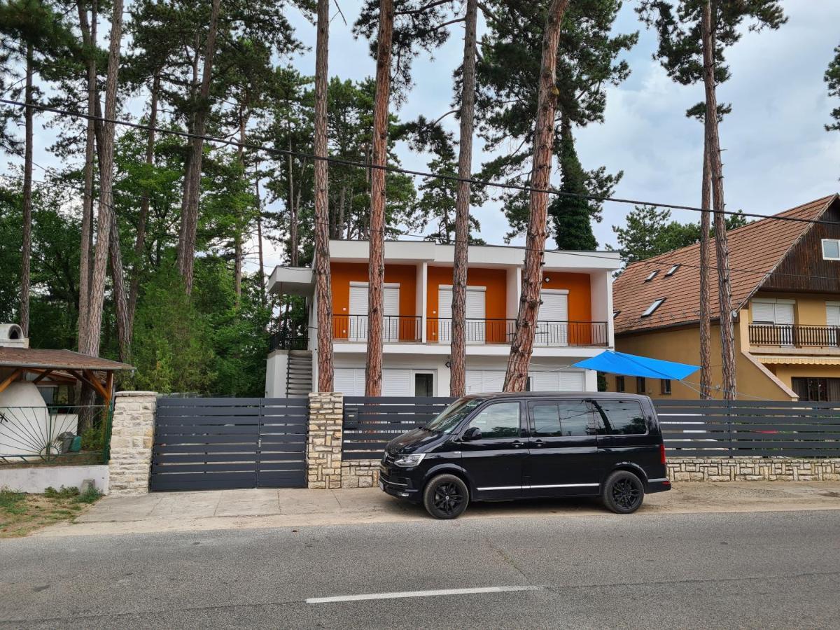 Oet Fenyo Apartmanhaz * Siófok